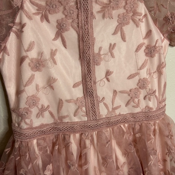 🌸Haute Hippie Pink Floral Embroidered Little girl Dress Size 10 - Picture 6 of 10